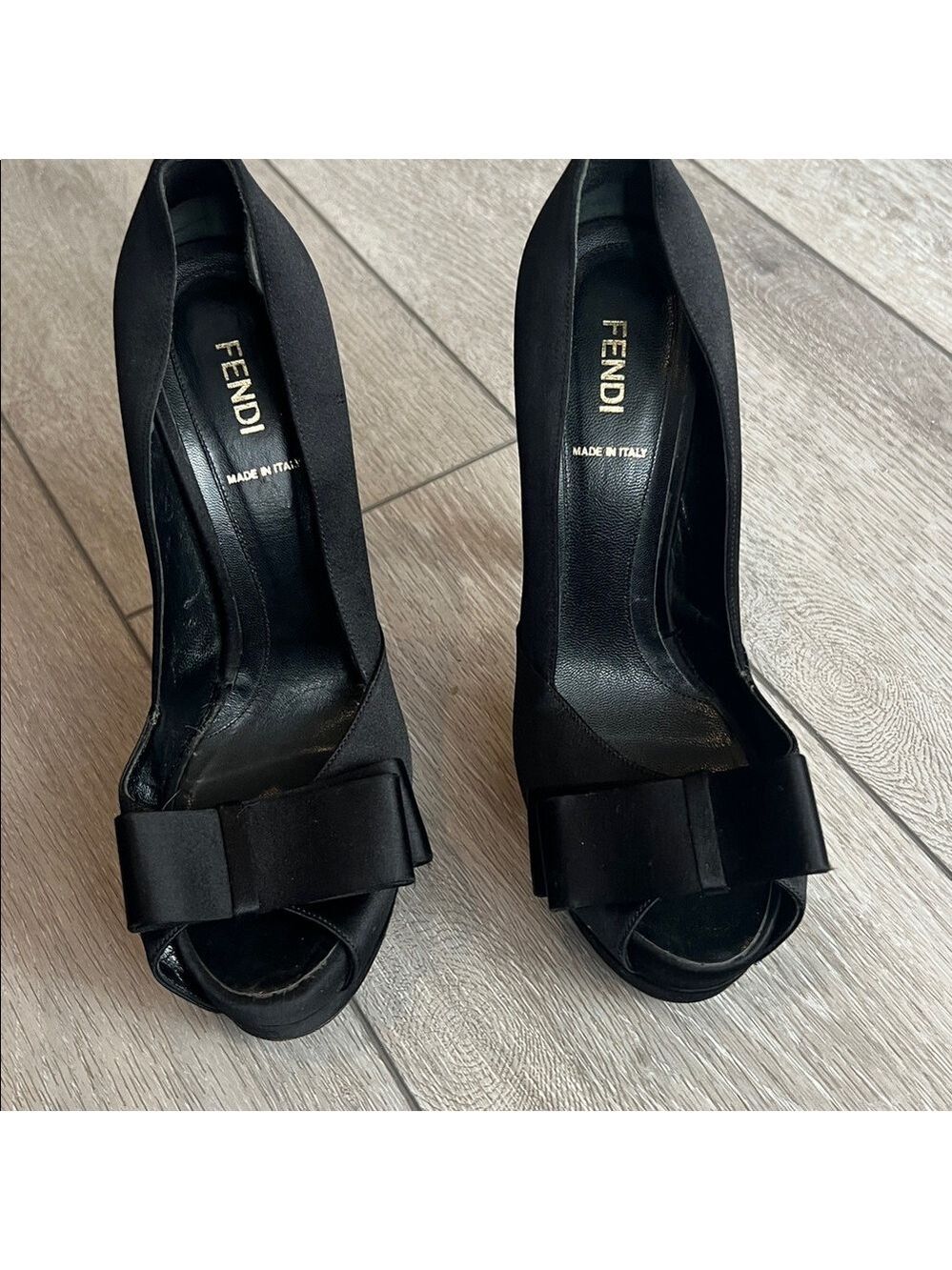 Fendi Black Deco Bow Satin Peep-Toe holiday designer high Heels size 38/7 - Picture 8 of 9